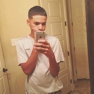 Meet your Posher, Manuel